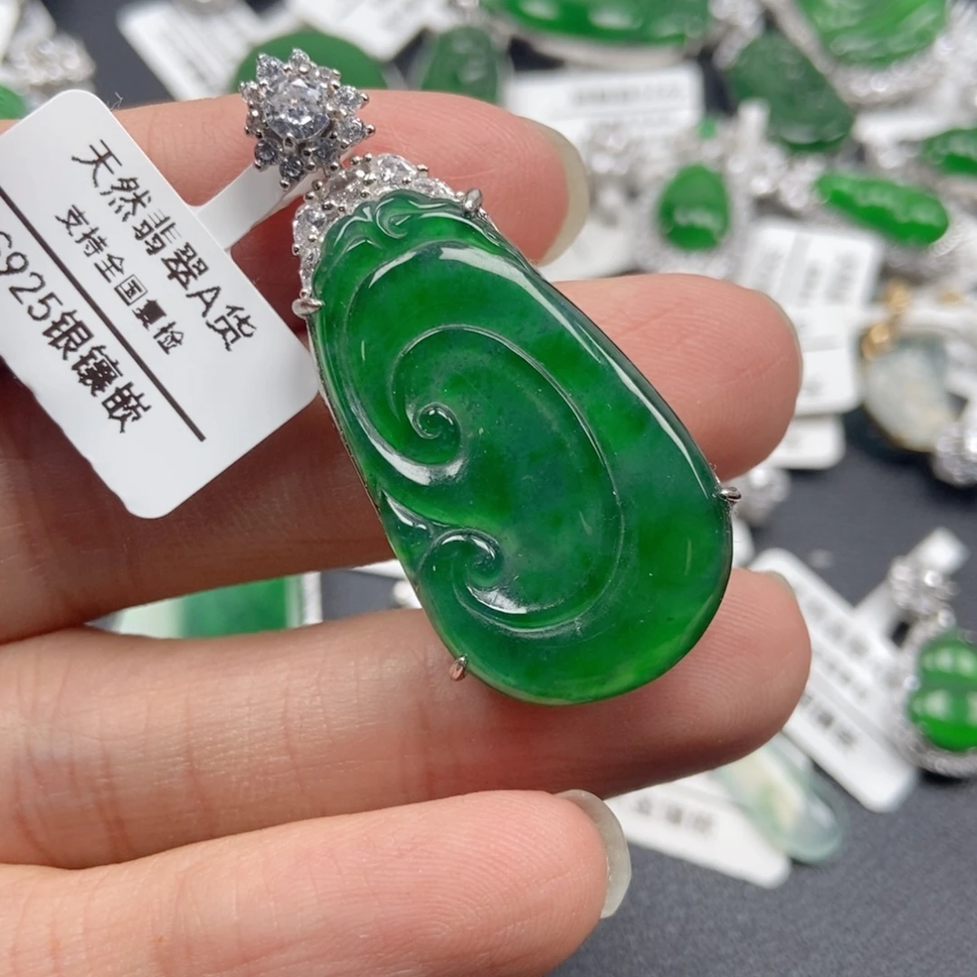 翡翠银S925镶嵌颈饰