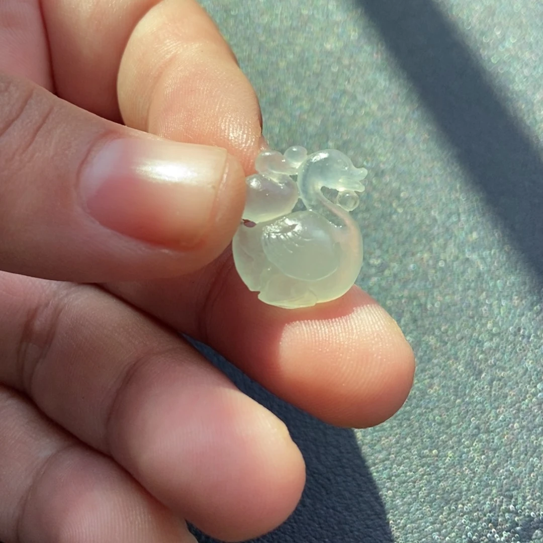 定制翡翠未镶嵌天鹅