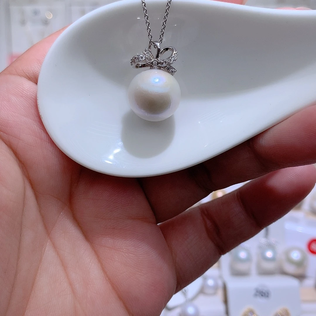 吊坠(赠链)银S925镶嵌淡水珍珠CC有瑕疵13.4mm
