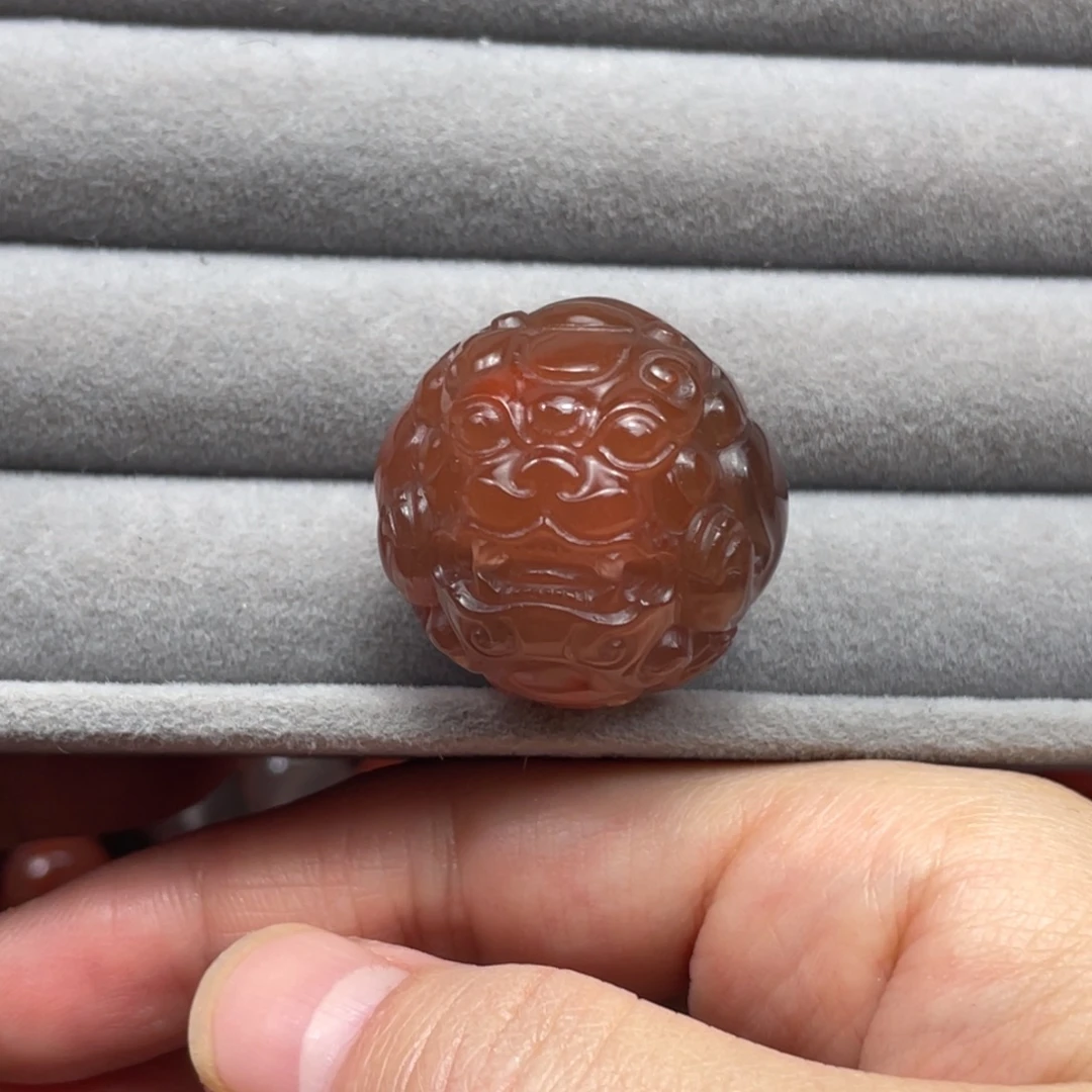 原***度南红玛瑙未镶嵌雕刻