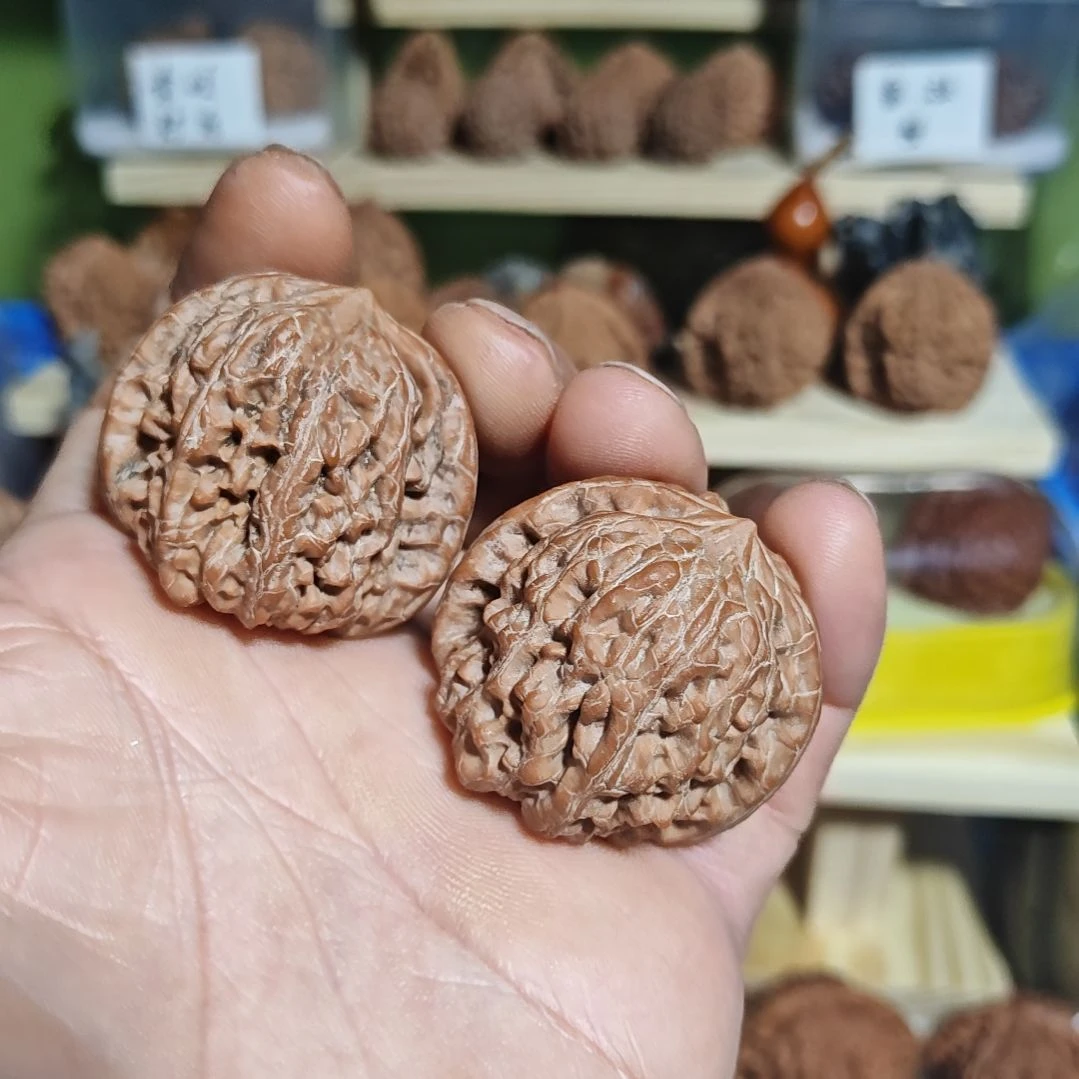 40加尺寸平谷凹底，有点龟边