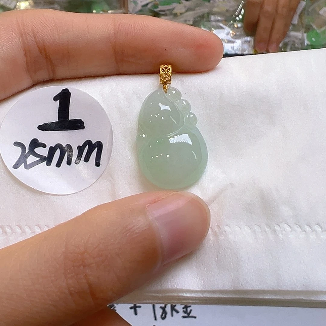 翡翠18K金镶嵌吊坠(不含链)我