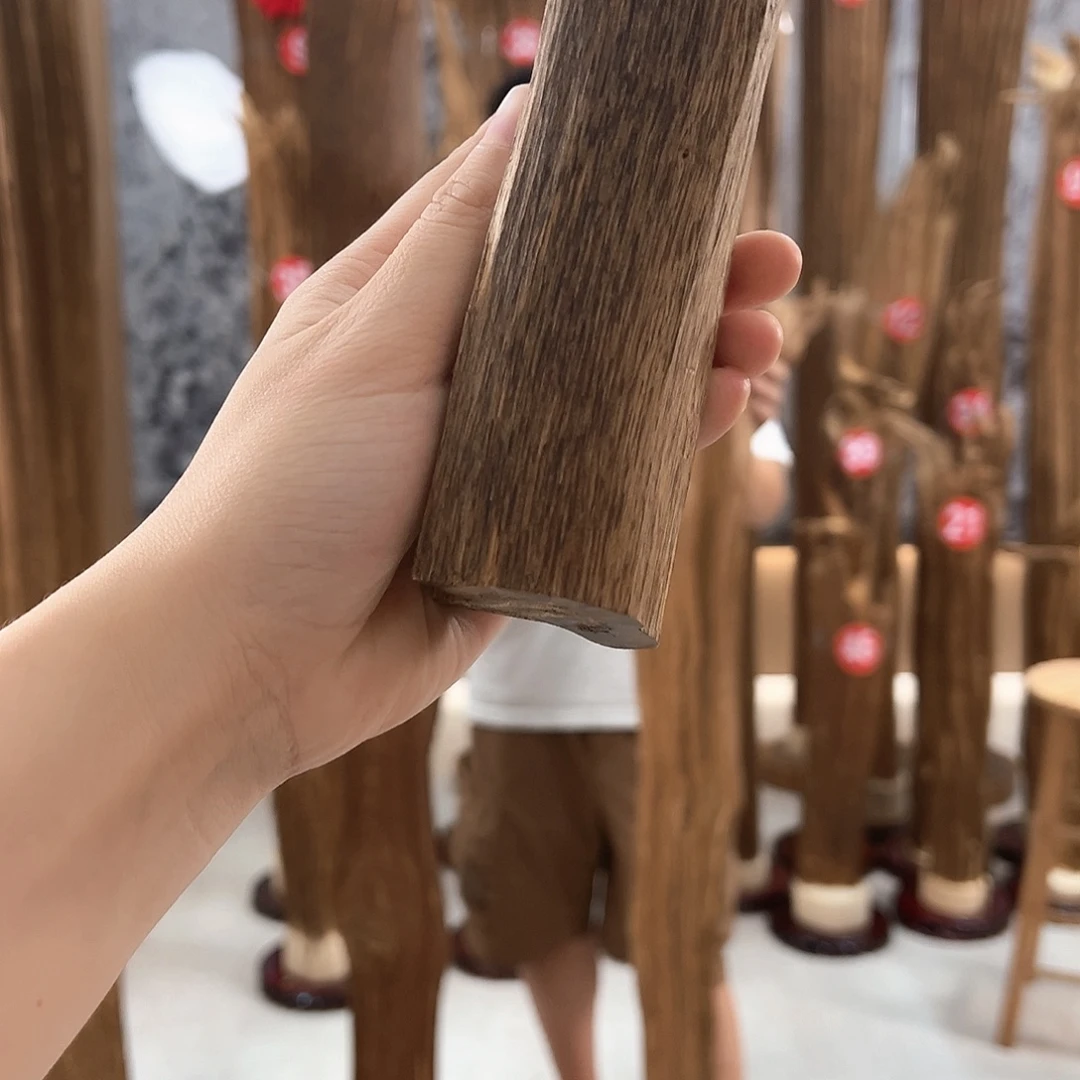 沉香碎屑沉香天然沉香原材料