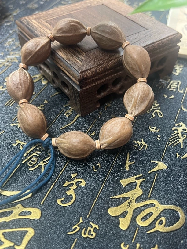 19.27梅林铁核手串原生态素核