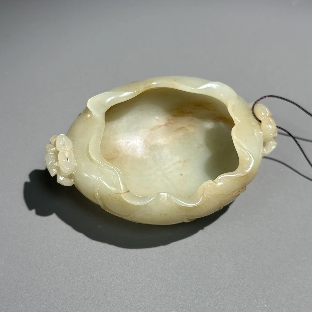 清代和田玉水呈