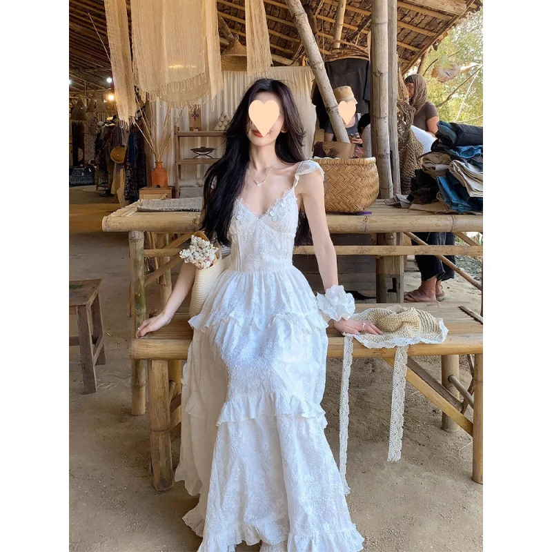 《山茶白月光》法式绝美仙气露背小飞袖连衣裙度假风收腰大摆长裙