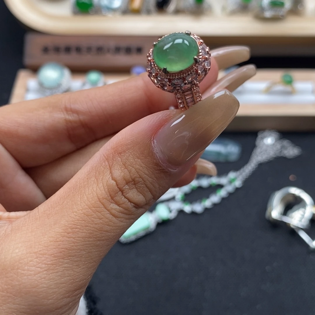 翡翠裸石缅甸天然A货翡翠（有纹）