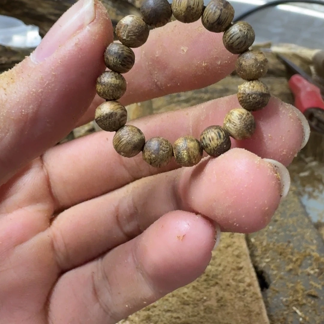 沉香沉香碎屑戒指