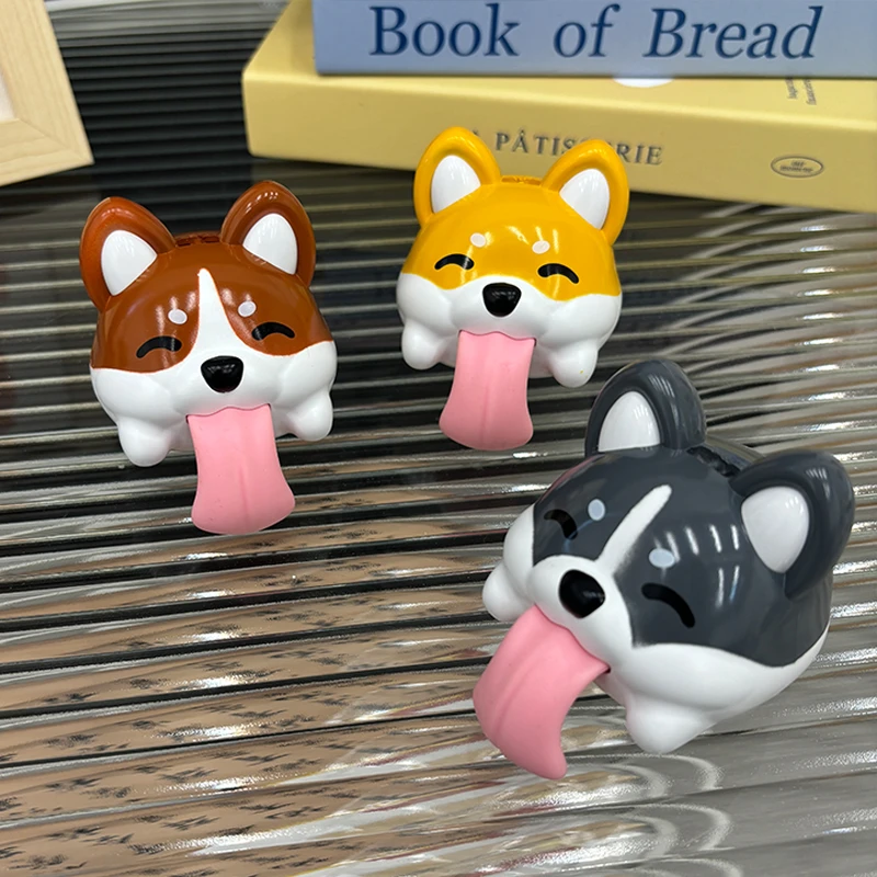 新款可爱发声舔狗摆件创意舔狗办公室桌面卧室宠物店公仔摆件装饰