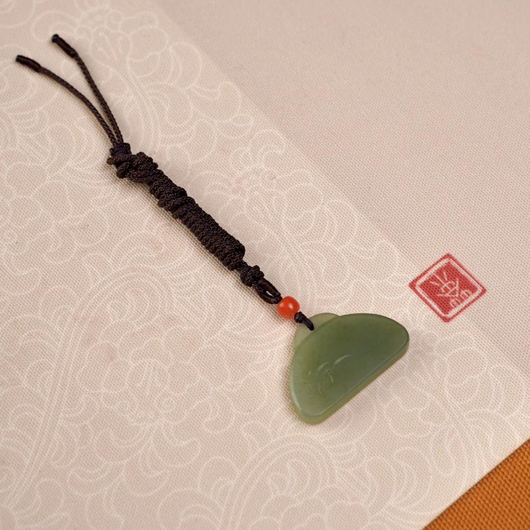 和田玉 青玉   扇形花鸟吊坠项链