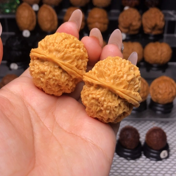 橄榄核吊坠8珊瑚绣球