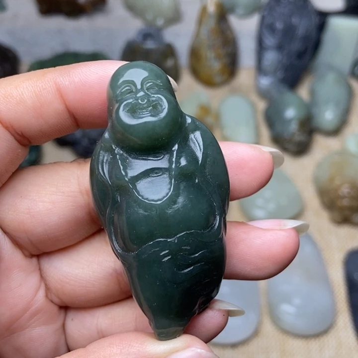 和田玉未镶嵌颈饰不退不换