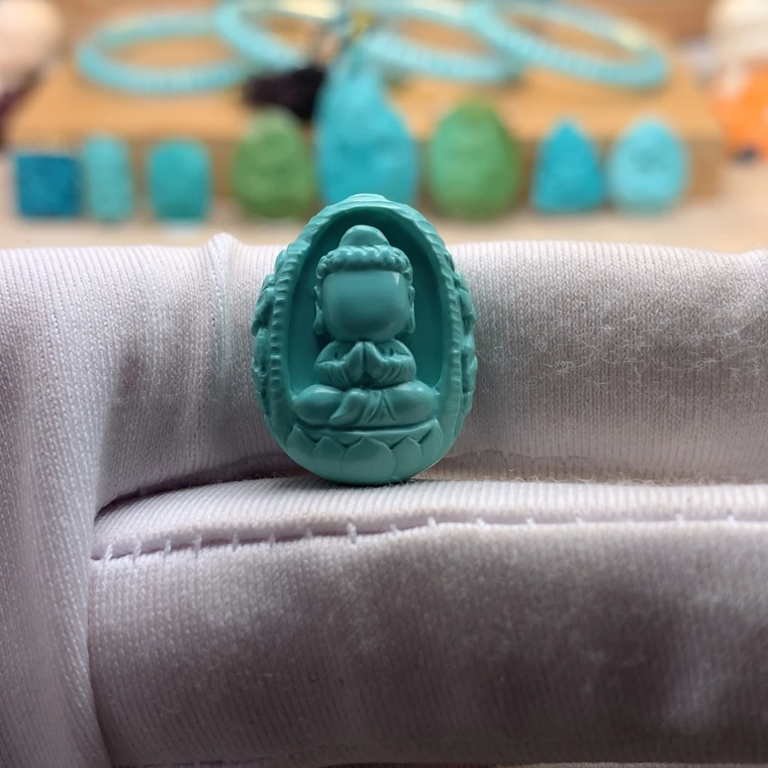 绿松石未镶嵌珠宝奇石