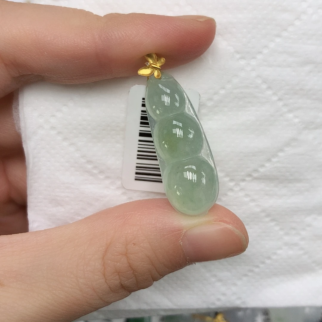 翡翠18K金镶嵌颈饰12356788999