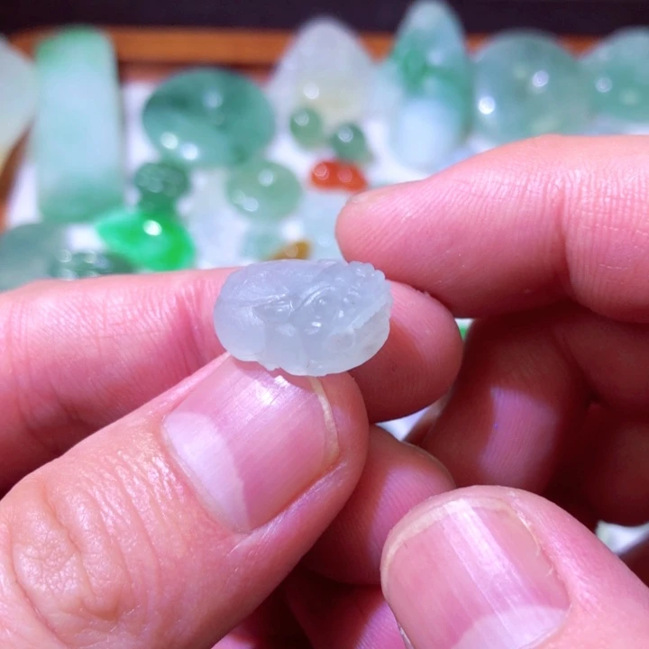 定制翡翠未镶嵌天然a货翡翠