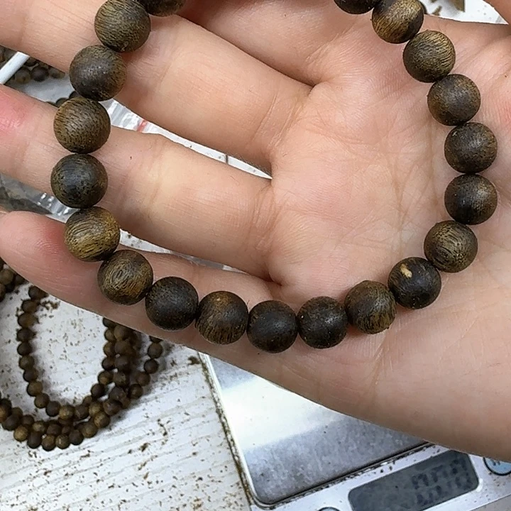 沉香手串昨**风棋楠圆珠0.8手串一条