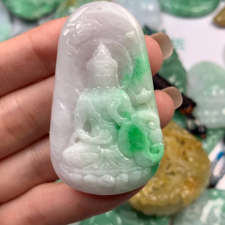 翡翠未镶嵌颈饰翡翠