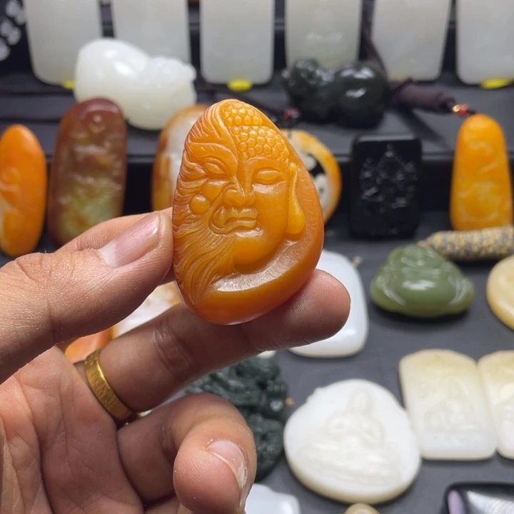 未镶嵌和田玉挂件