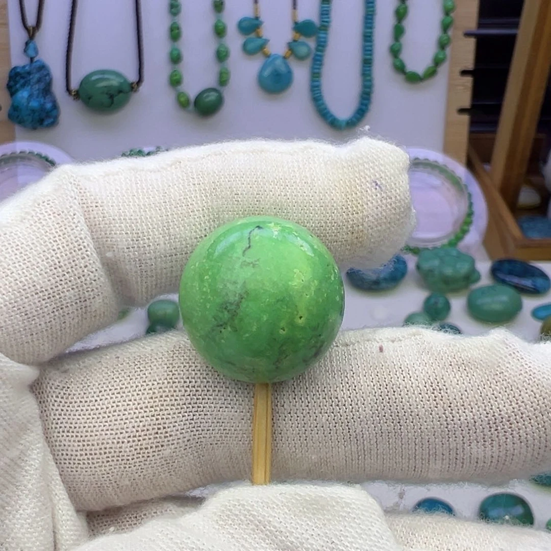 菜籽黄圆珠18.7mm兰