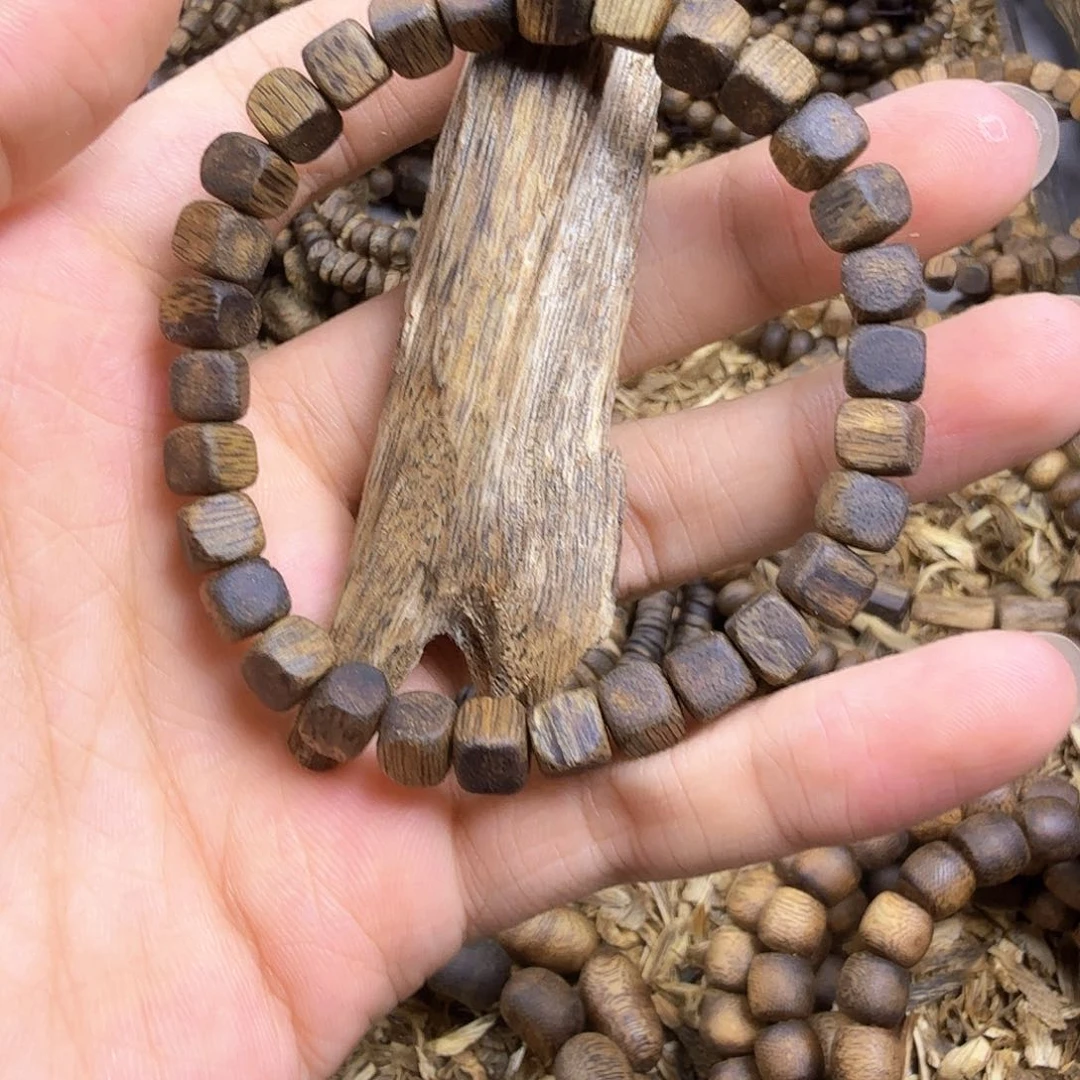 沉香碎屑沉香?****6mm，5克➕