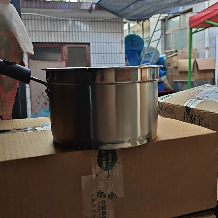 不锈钢瑕疵品奶锅，，，，，11