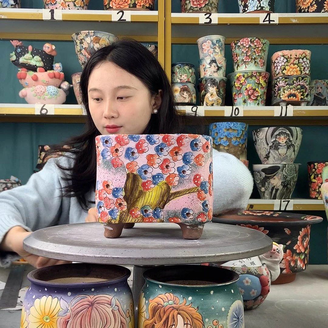 陶景德镇手工花盆639