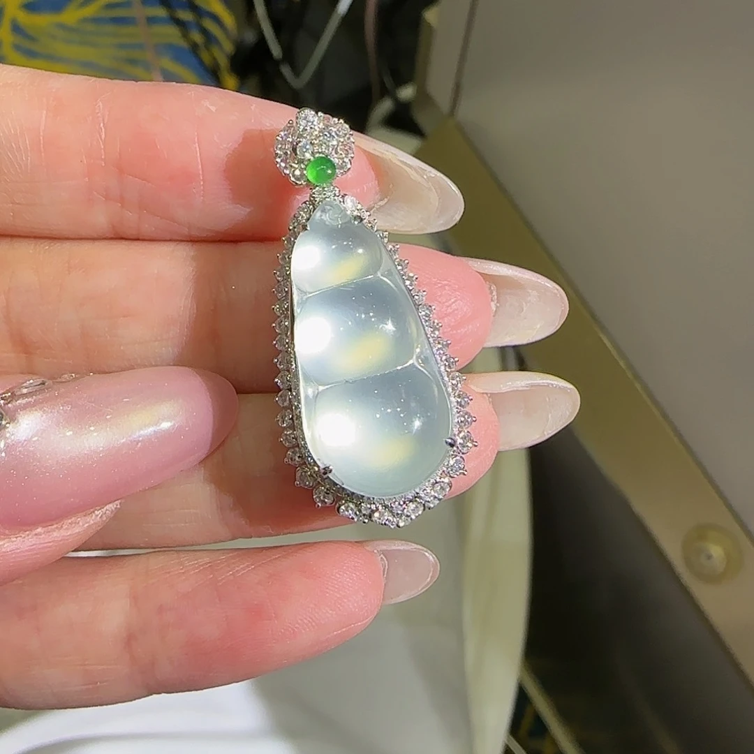 【闪购商品】颈饰18K金镶嵌翡翠萌*天然A货翡翠
