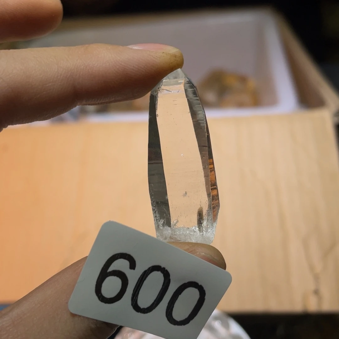 未镶嵌水晶珠宝半成品