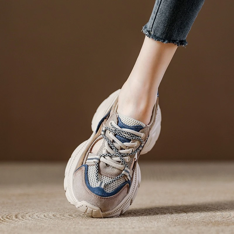 厚底超火超轻镂空老爹鞋女2025新款夏季薄款透气真皮休闲运动凉鞋
