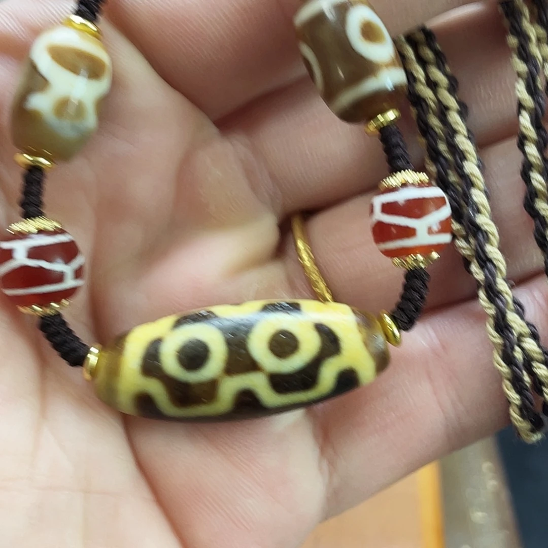 智***永玛瑙/玉髓未镶嵌多样性发一条