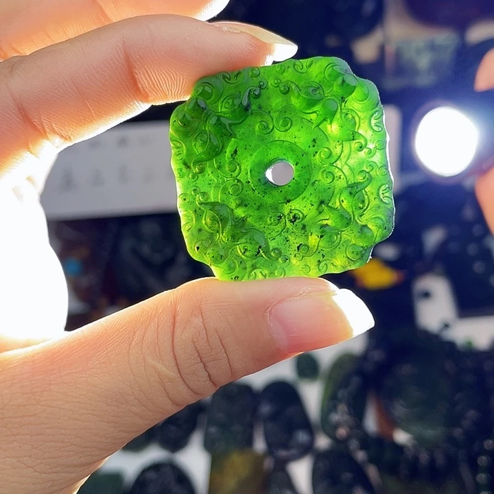 未镶嵌蛇纹石玉颈饰泰山玉四方守护
