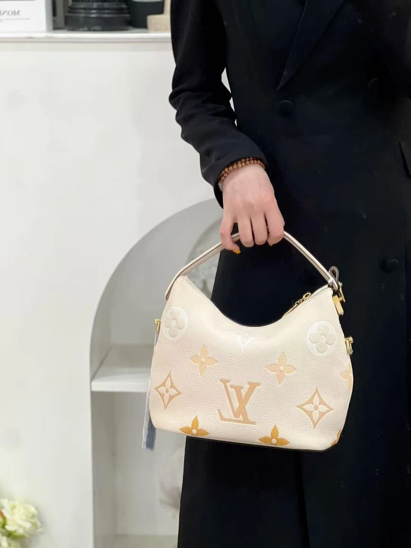 99新 LouisVuitton/路易威登 Iv marshmallow流浪包香草黄/优品
