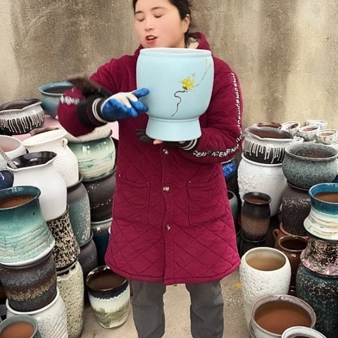 口20高25瑕疵盆子。