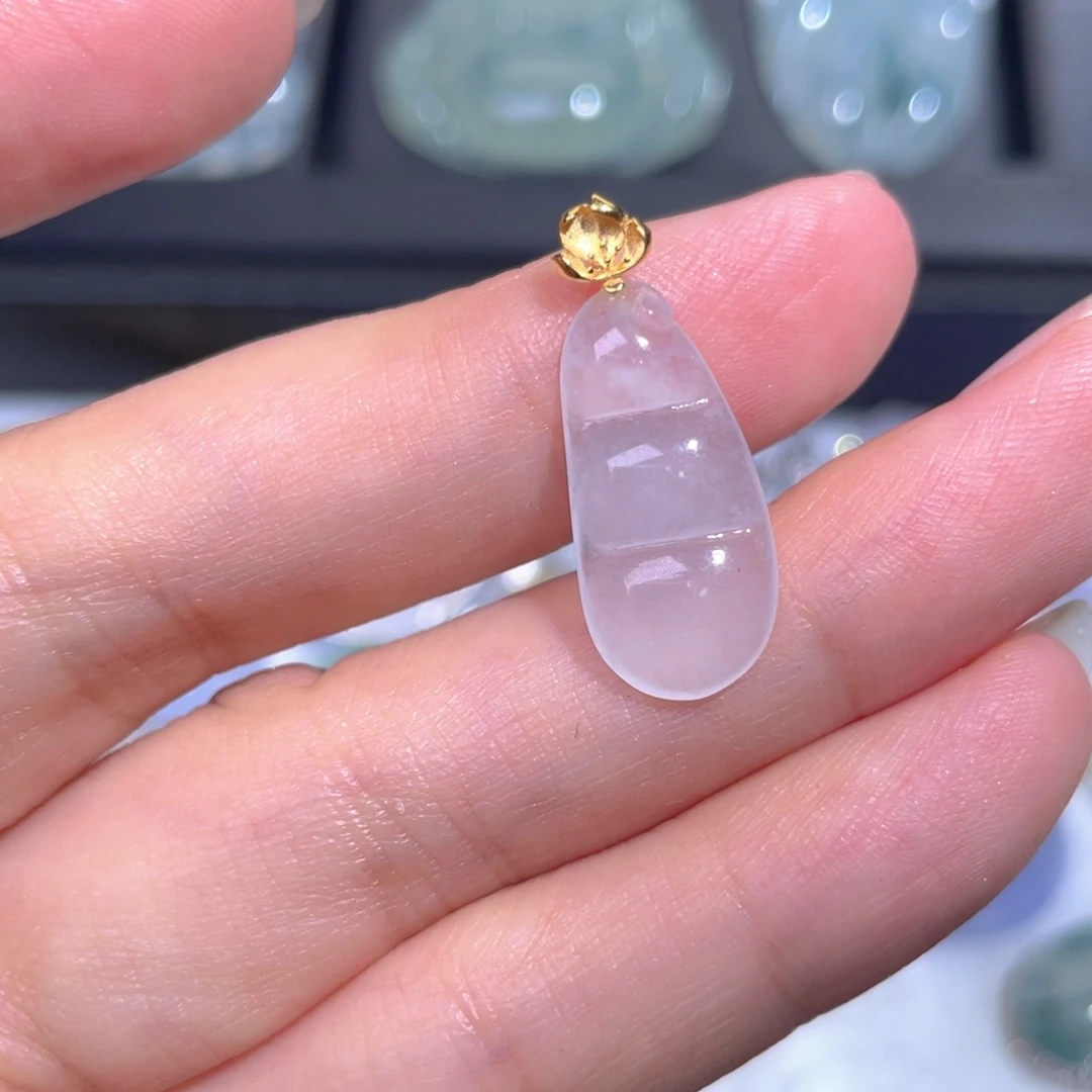 颈饰18K金镶嵌翡翠翡翠