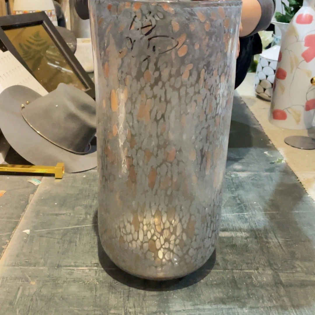 陶瓷花瓶，仿真绿植。