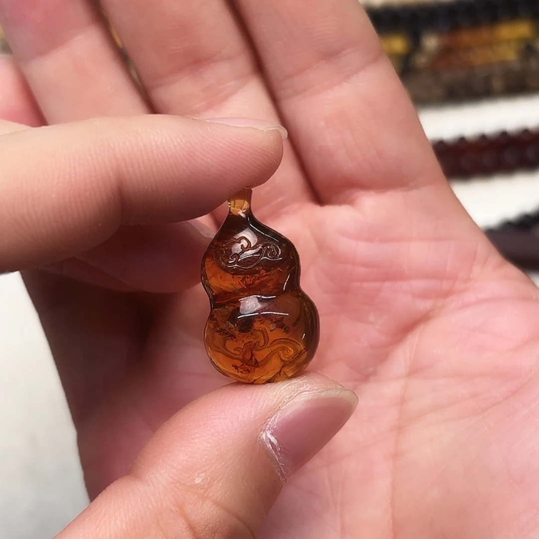 琥珀未镶嵌裸石大