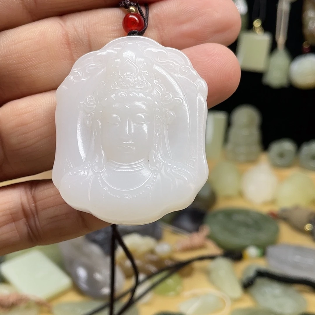 和田玉未镶嵌颈饰