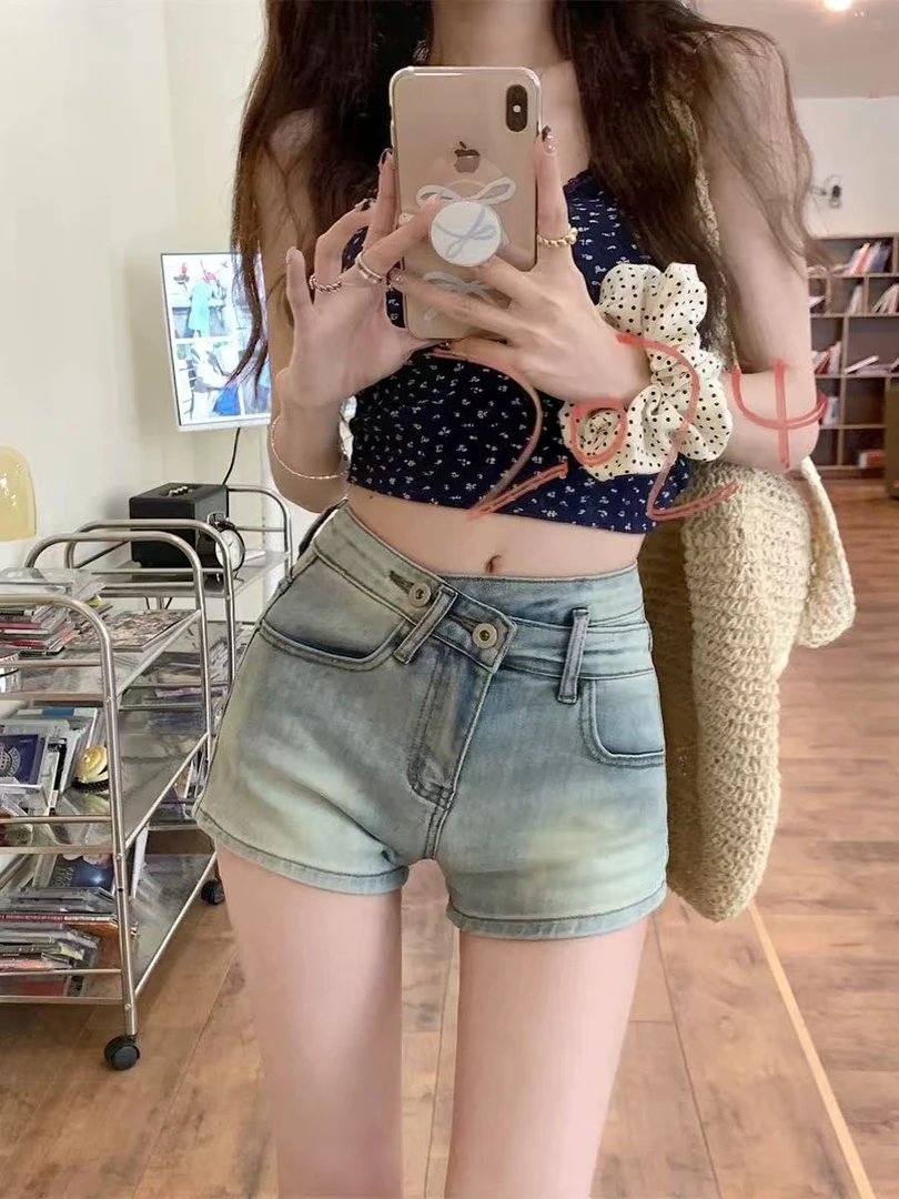 C4-4两色“斜腰”牛仔短裤（0833）