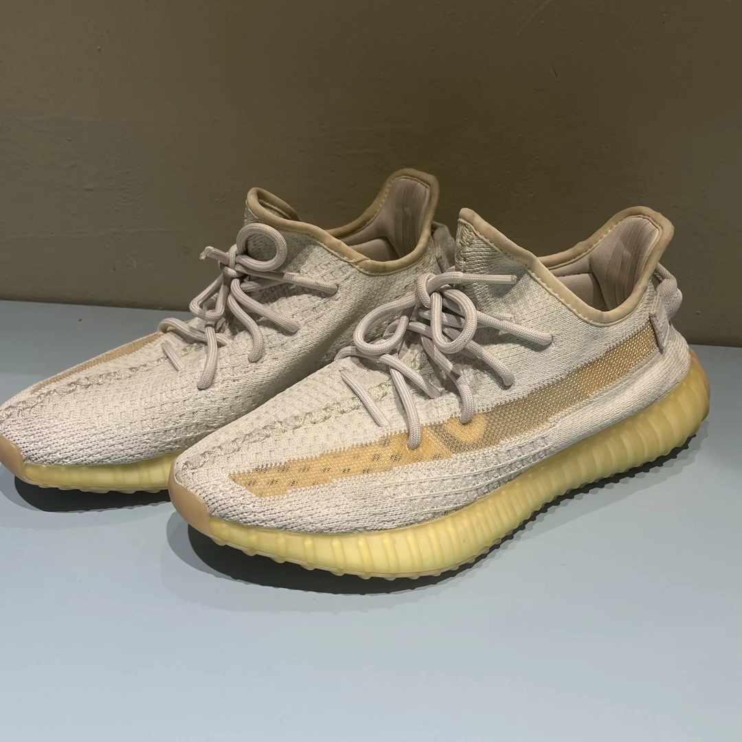 95新 adidas/阿迪达斯 舒适百搭防滑耐磨低帮生活休闲鞋/40.5