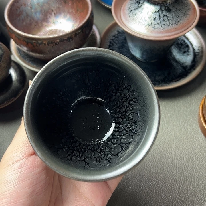 茶盏我们是有共同话题