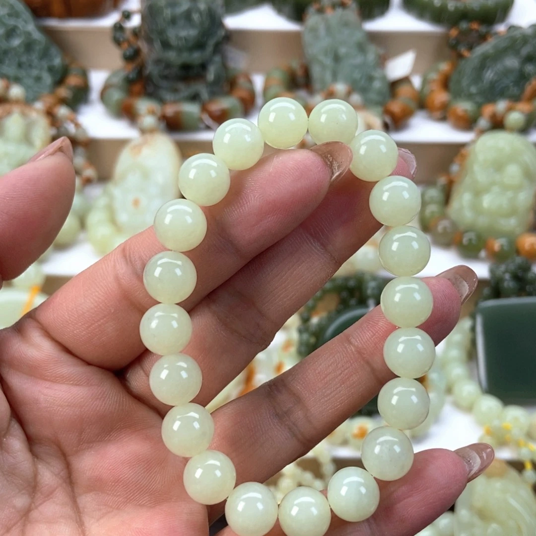 透闪石质玉手串未镶嵌