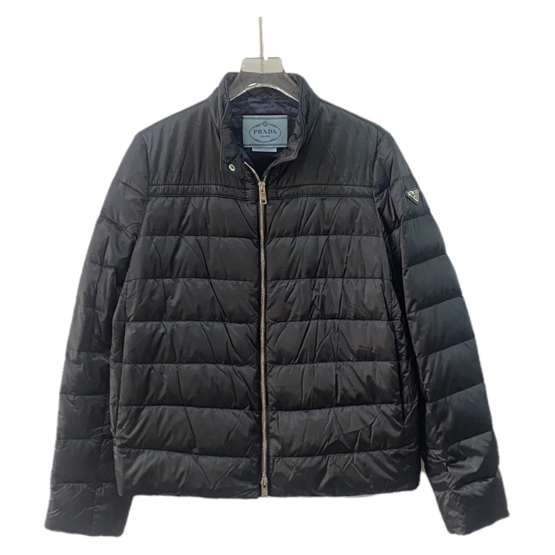 99新 Prada/普拉达 001579 PRADA 普拉达黑色尼龙薄款羽绒服 44码