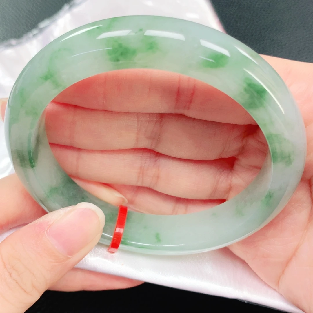 翡翠未镶嵌手镯60圈