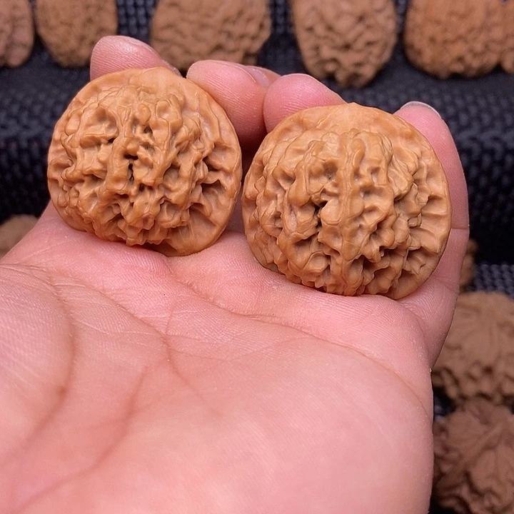 猴头核桃吊坠秦闷38