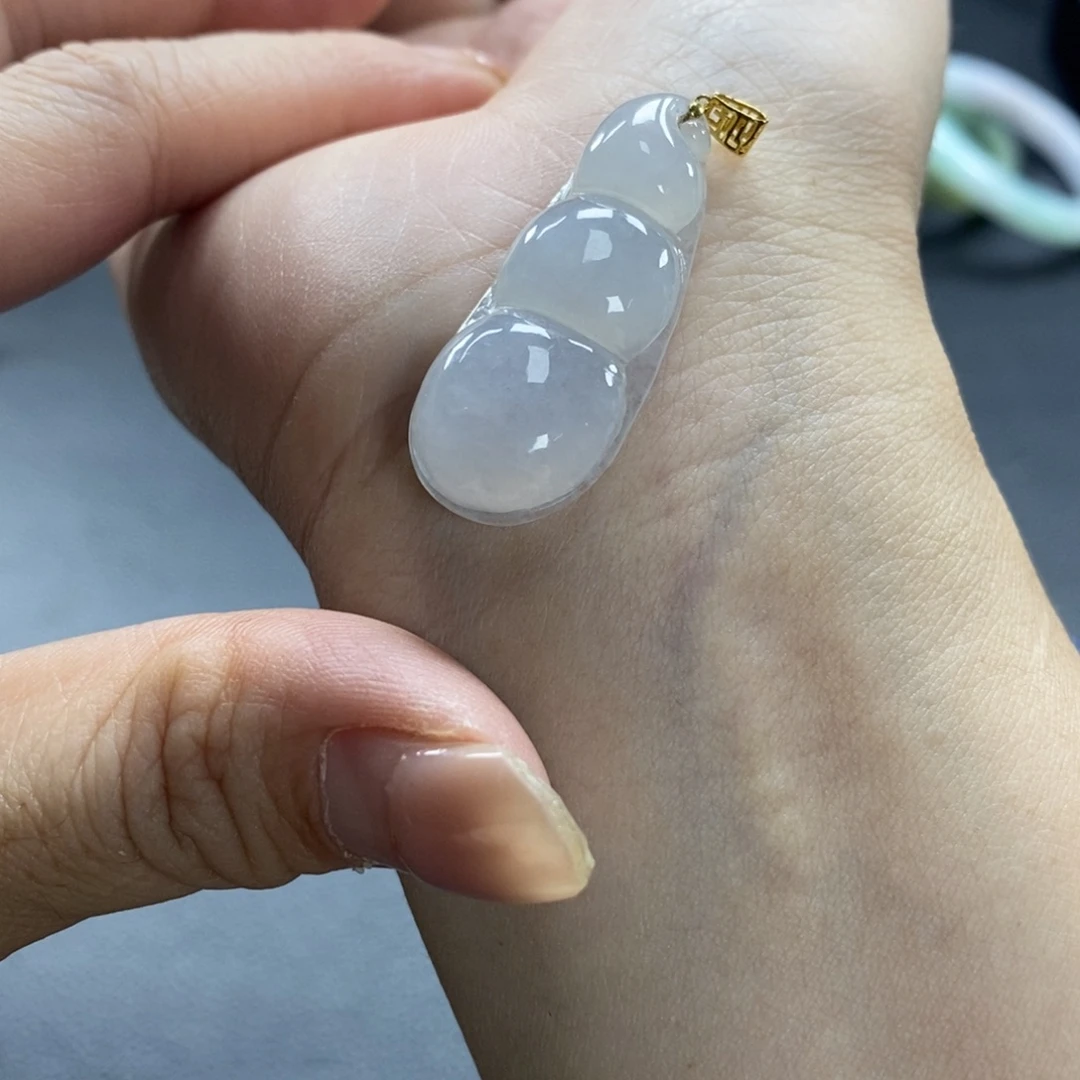 翡翠未镶嵌颈饰天然翡翠福利豆子