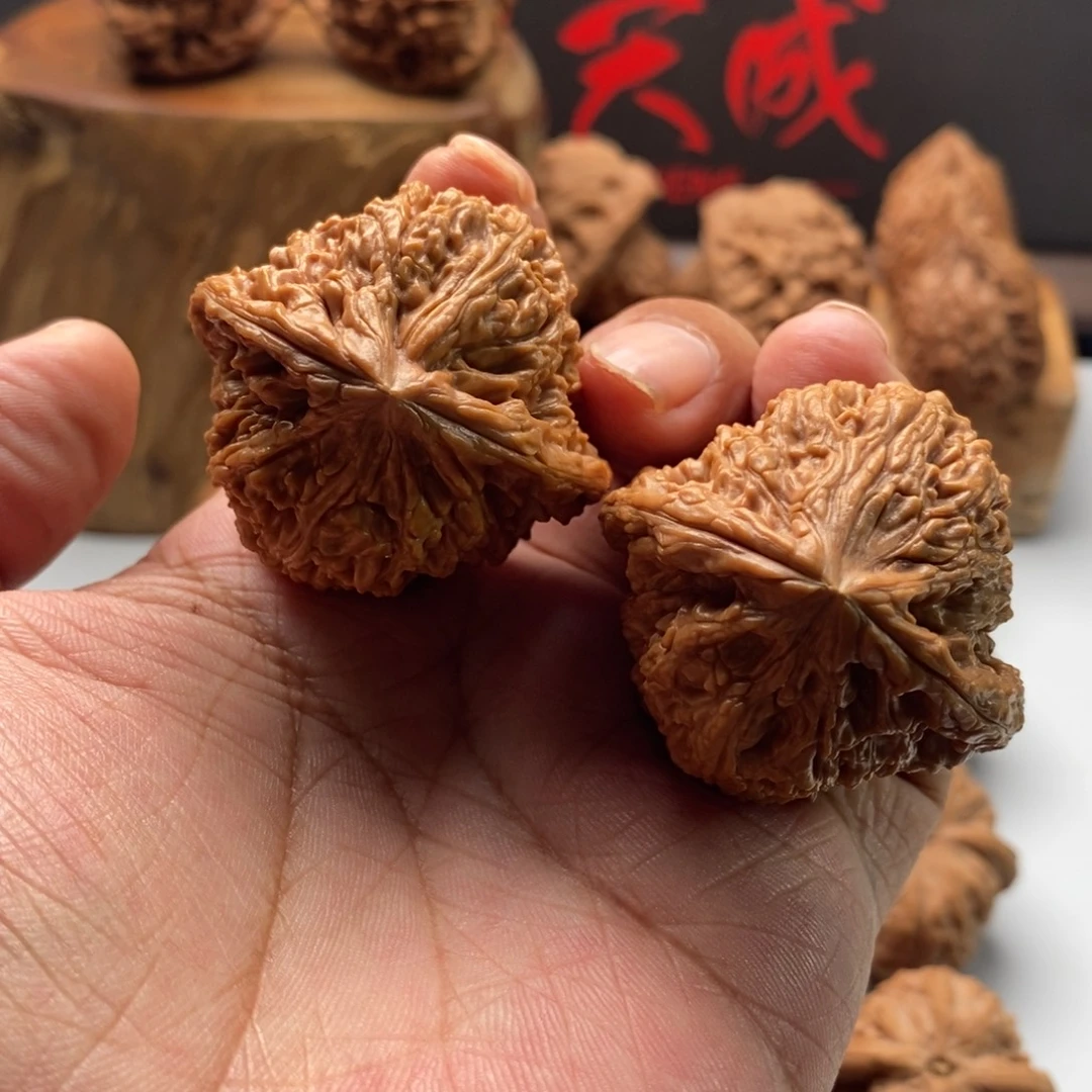1***0吊坠桃核南疆石43