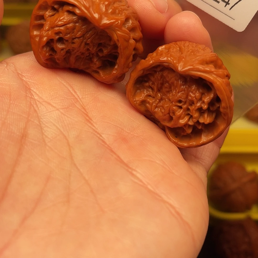 知***欧吊坠文玩核桃八卦shetou