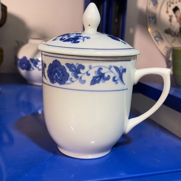 瓷片翡翠瓷盖杯微色差