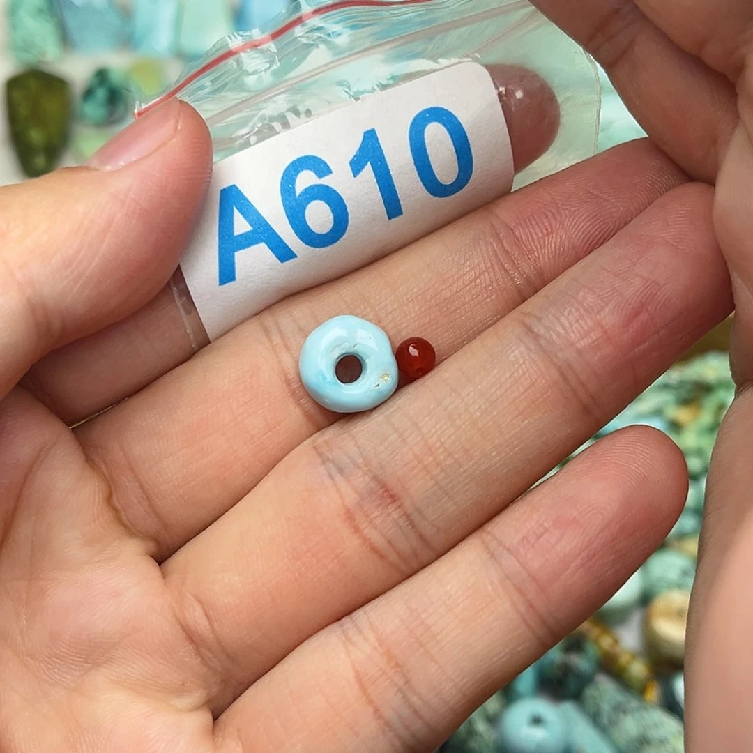 南红玛瑙配饰未镶嵌配饰