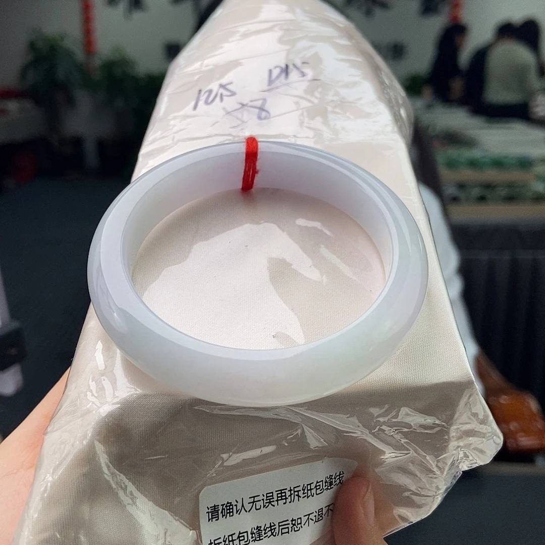 翡翠未镶嵌手镯拍一发一